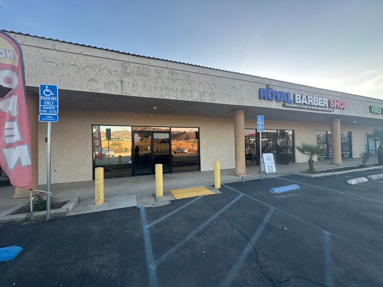 More Photos Of 271-293 San Jacinto River Rd, Lake Elsinore Freestanding For Lease