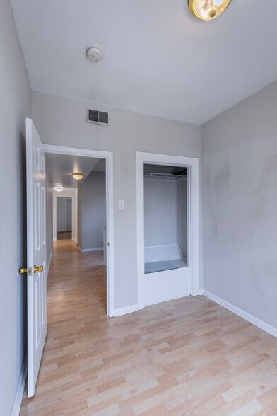 More Photos Of 5617 S Kingshighway Blvd, Saint Louis Multifamily For Sale