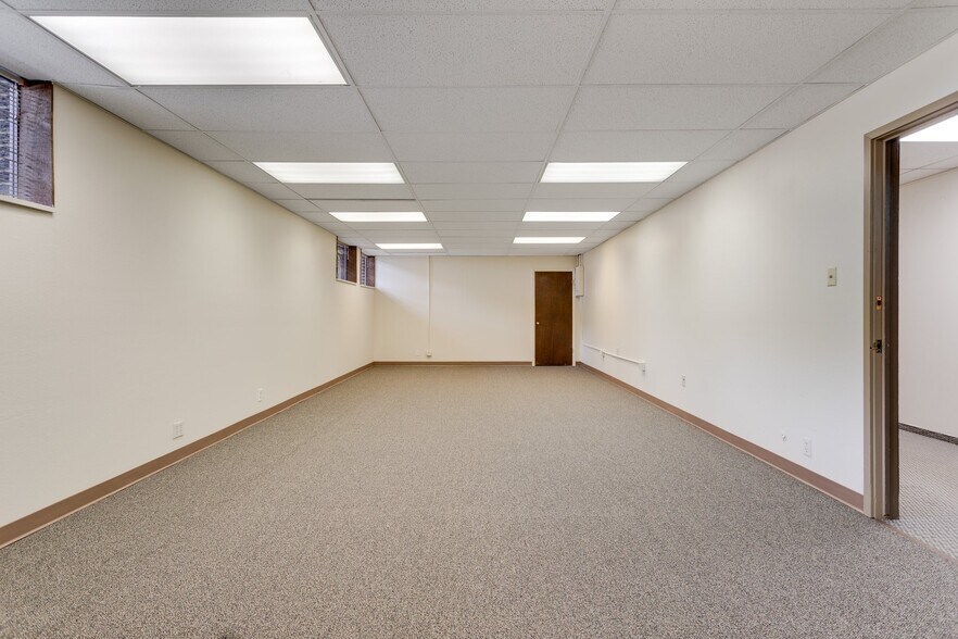 More Photos Of 5050 Edison Ave, Colorado Springs Office For Sale