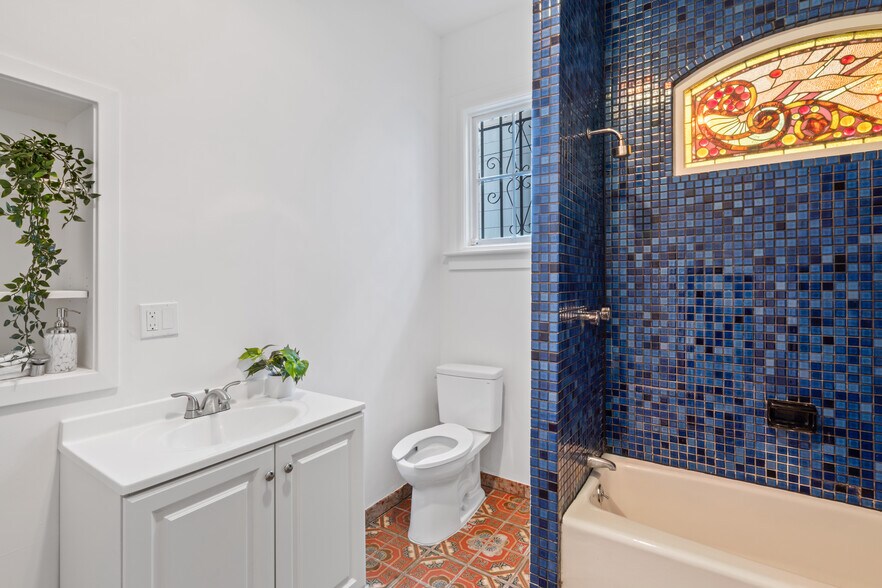 More Photos Of 2332-2334 California Street, San Francisco Apartments For Sale