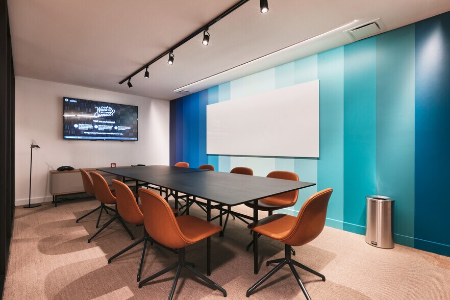 More Photos Of 135 Madison Ave, New York Coworking Space