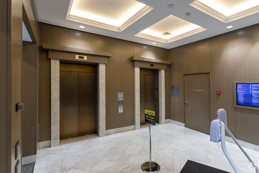 More Photos Of 890 W Pender St, Vancouver Office For Lease