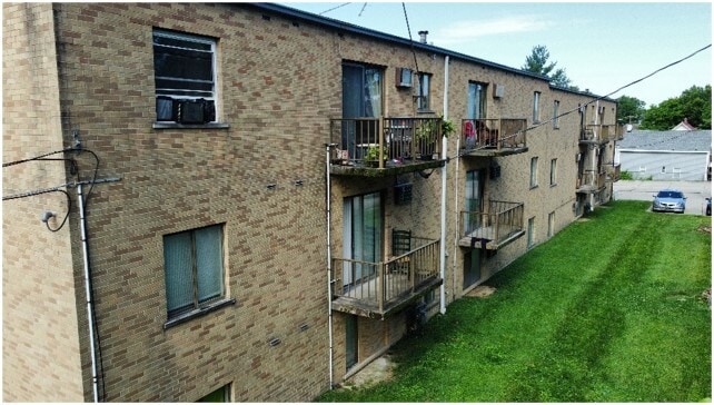 More Photos Of 3204 Mozart Ave, Cincinnati Apartments For Sale