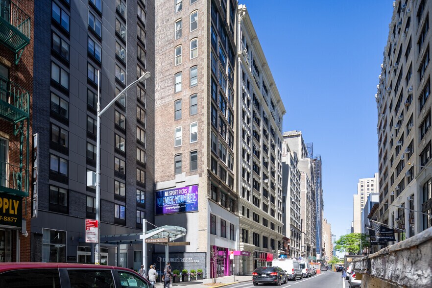 More Photos Of 143 W 29th St, New York Loft Creative Space For Lease