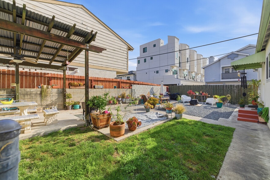 More Photos Of 3765 Herman Ave, San Diego Apartments For Sale