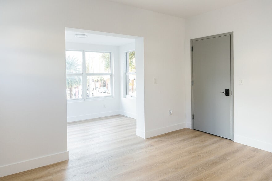 More Photos Of 403 SW 12th Ave, Miami Apartments For Sale