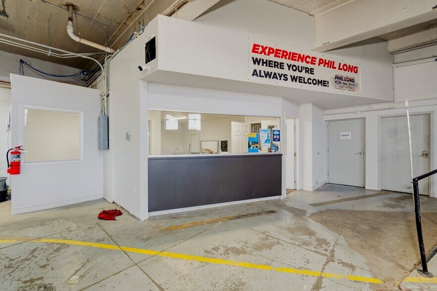 More Photos Of 430 E Main St, Trinidad Industrial For Sale