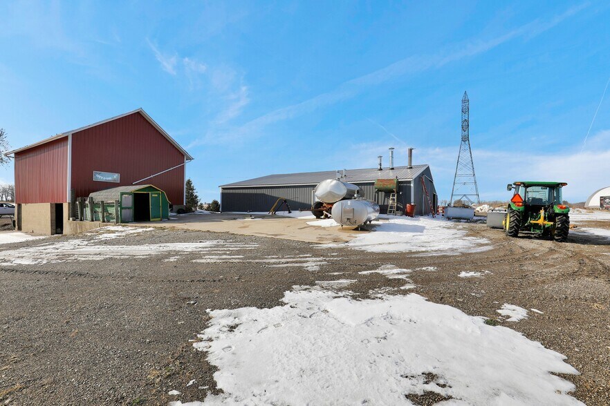 More Photos Of 2503 Butterfield Hwy, Springport Land For Sale