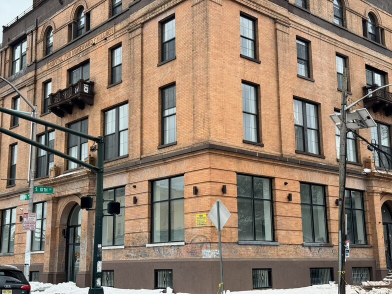 More Photos Of 536-540 Central Ave, Newark Apartments For Lease