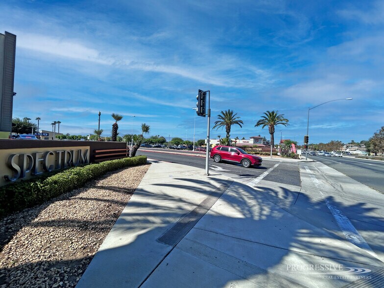 More Photos Of 8032 Limonite Ave, Riverside Unknown For Lease