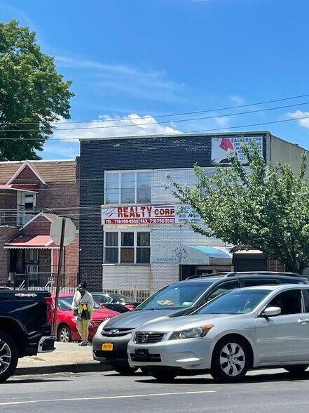 More Photos Of 1334 E Gun Hill Rd, Bronx Storefront Retail Office For Lease