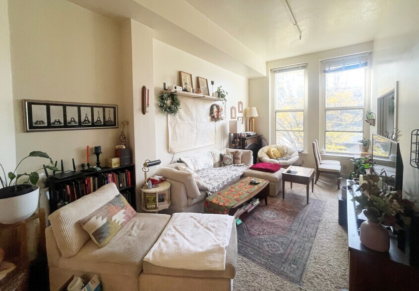 More Photos Of 795 Willamette St, Eugene Apartments For Sale