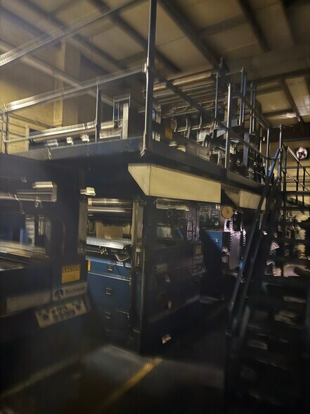 More Photos Of 19 Baltimore St, Cumberland Specialty For Sale