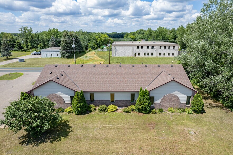More Photos Of 16015 NE Central Ave, Ham Lake Office For Sale