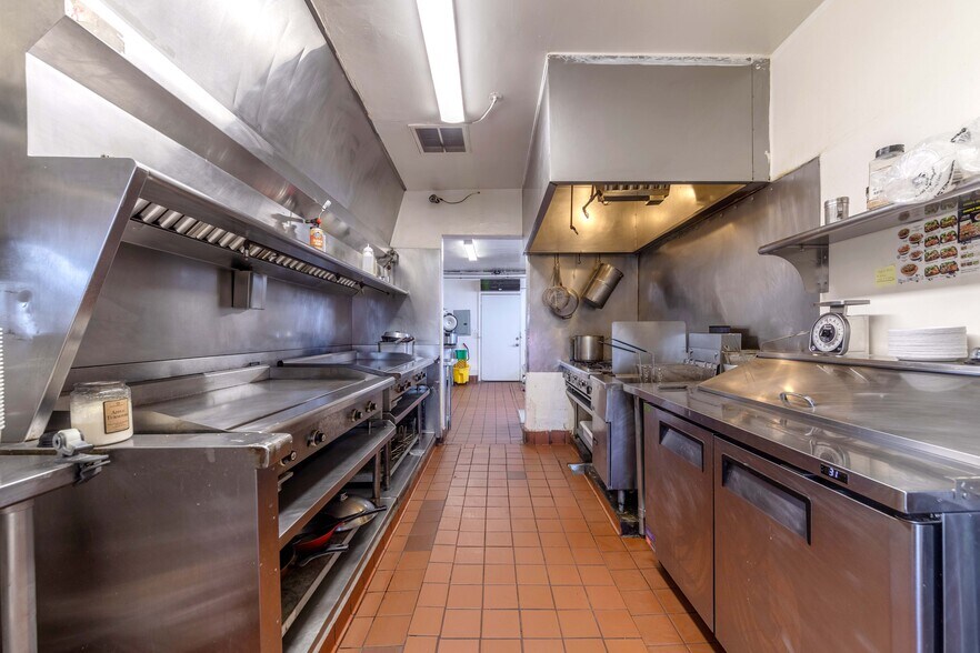 More Photos Of 2603 Tyler Ave, South El Monte General Retail For Sale