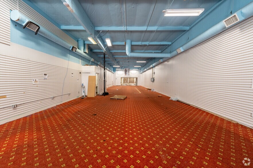 More Photos Of 948 Crocker St, Los Angeles Storefront Retail Office For Lease