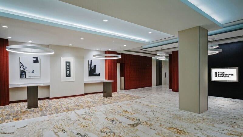 More Photos Of 5100 Poplar Ave, Memphis Office For Lease