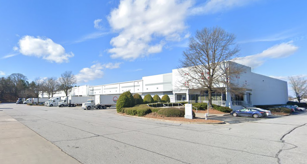 Primary Photo Of 10 Southwoods Pky, Hapeville Warehouse For Lease