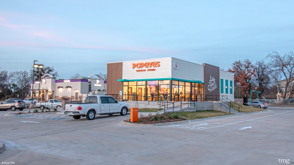 More Photos Of 1050 N Beach St, Fort Worth Restaurant For Sale