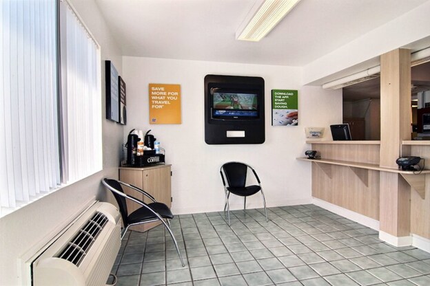 More Photos Of 311 N Bryant Blvd, San Angelo Hotel For Sale