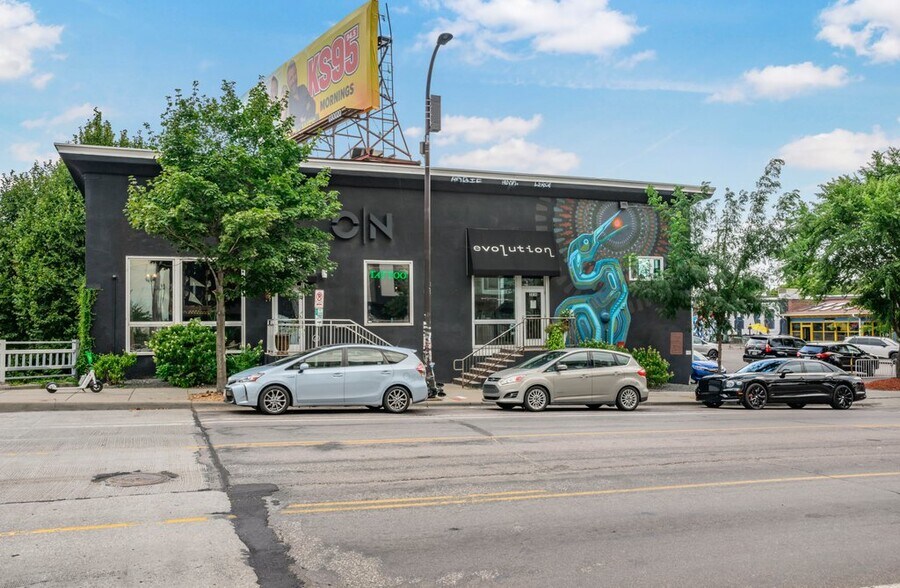 More Photos Of 2836 Lyndale Ave S, Minneapolis Office For Lease