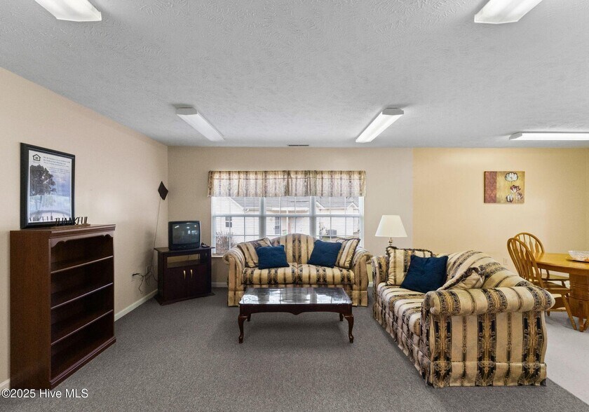 More Photos Of 202 Laurel Ave, Wadesboro Apartments For Sale