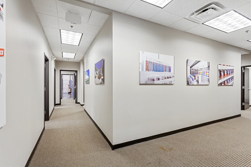 More Photos Of 6535 Shiloh Rd, Alpharetta Light Distribution For Sale