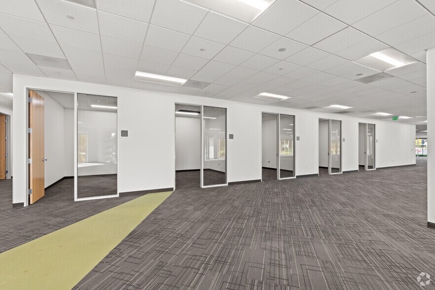 More Photos Of 2580-2584 Junction Ave, San Jose Research And Development For Lease