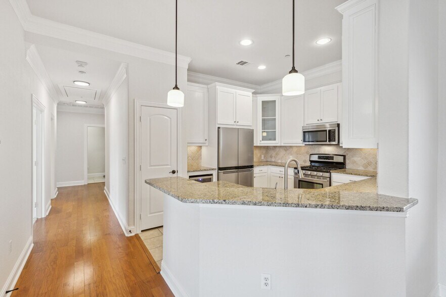 More Photos Of 4210 Prescott Ave, Dallas Apartments For Sale