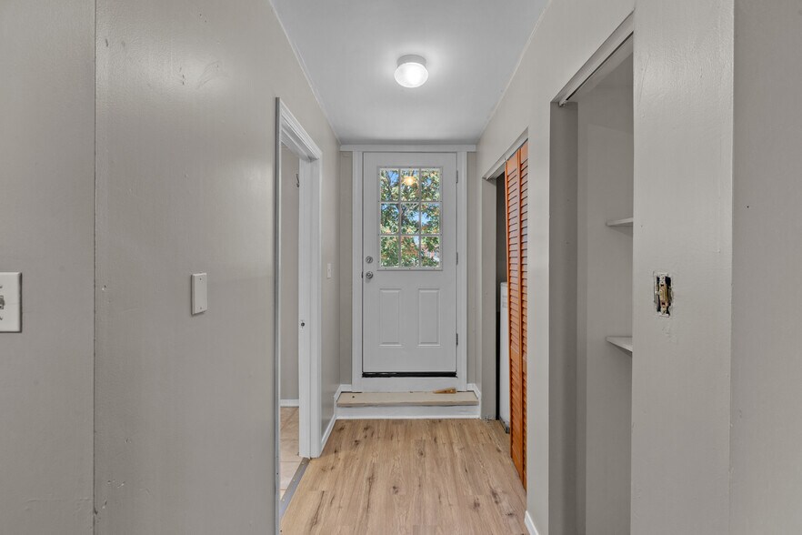 More Photos Of 1709 S 8th St, Saint Louis Apartments For Sale