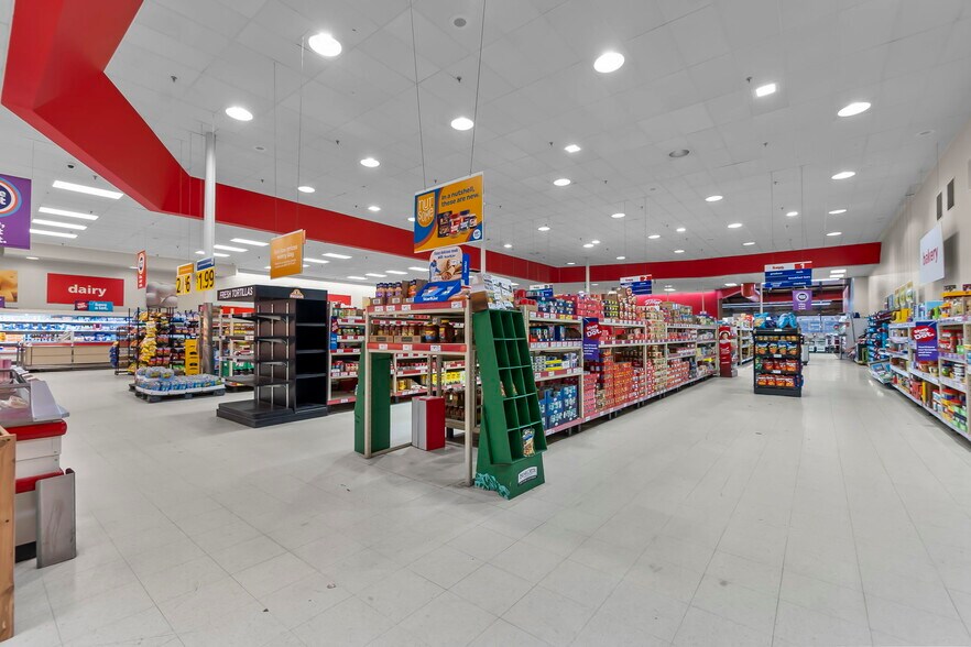More Photos Of 121 S Sprigg St, Cape Girardeau Supermarket For Sale