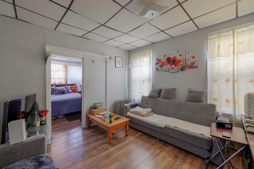 More Photos Of 150 Dayton St, Newark Multifamily For Sale