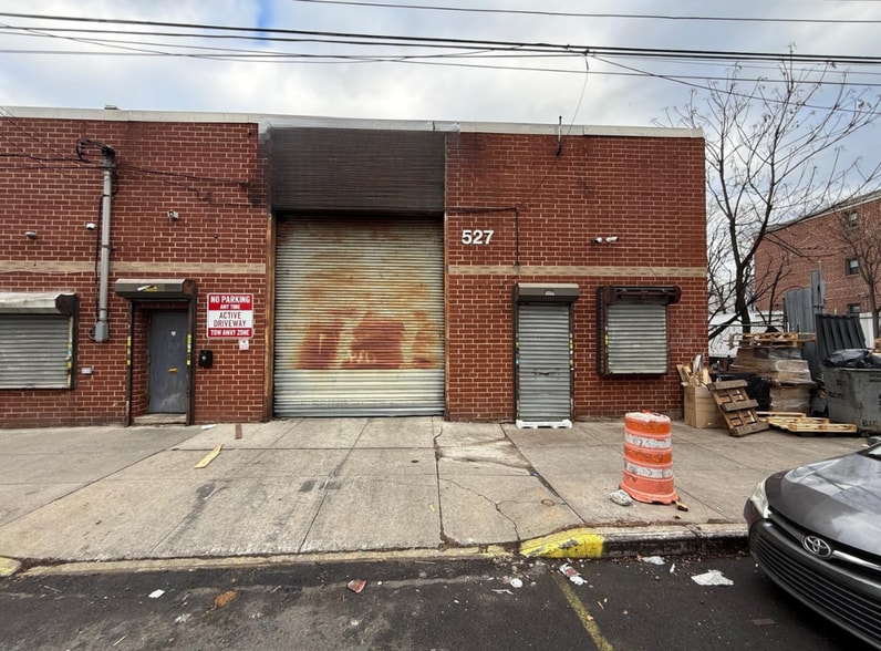 Primary Photo Of 527 E 82nd St, Brooklyn Industrial For Sale