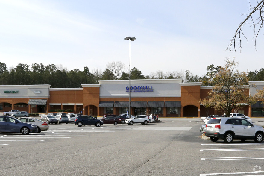 Primary Photo Of 8560 Holcomb Bridge Rd, Alpharetta Unknown For Lease