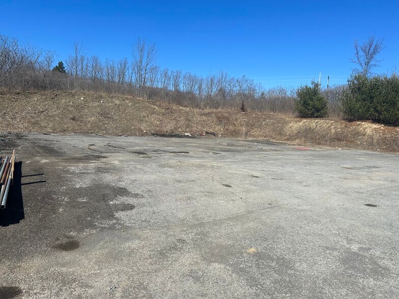 More Photos Of 1886 Duanesburg Rd, Princetown Warehouse For Lease