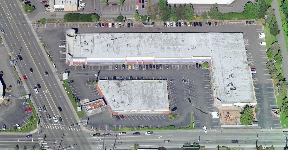 More Photos Of 607 SE Everett Mall Way, Everett General Retail For Lease