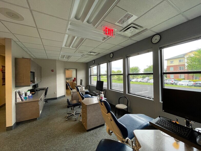 More Photos Of 10401 Sawmill Pky, Powell Medical For Lease