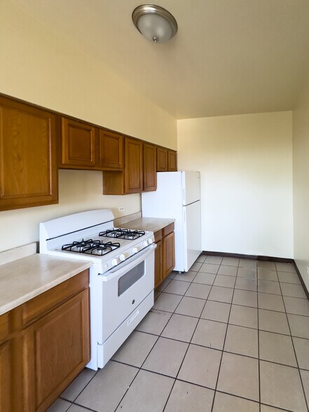 More Photos Of 5947-5959 S Indiana Ave, Chicago Apartments For Sale