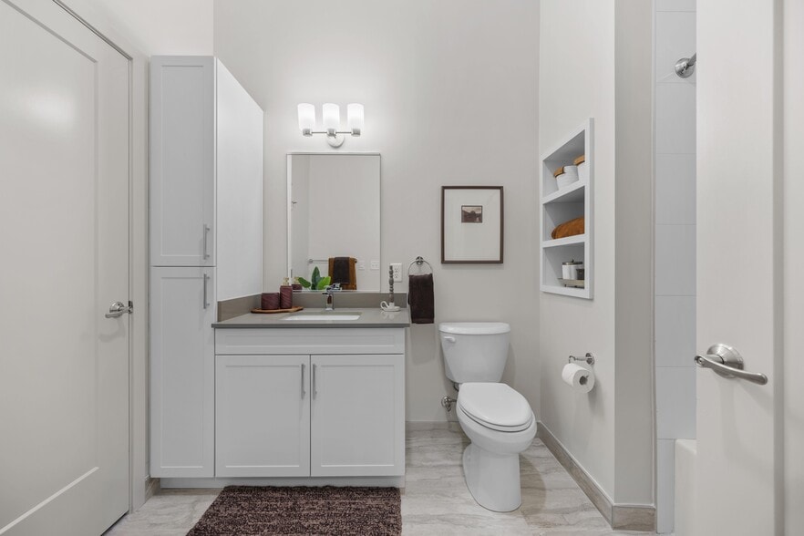 More Photos Of 266 Canal St, Salem Apartments For Lease