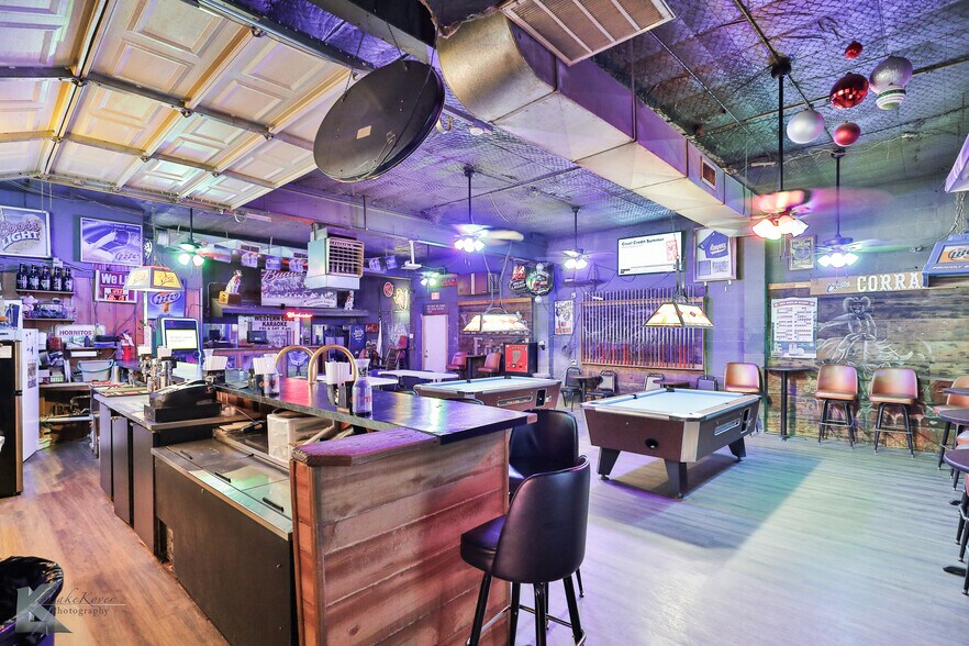 More Photos Of 1841 S Treadaway Blvd, Abilene Industrial For Sale