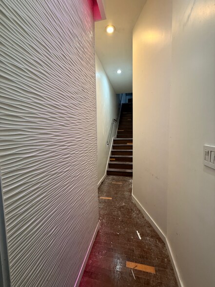 More Photos Of 2479 18th St NW, Washington Storefront For Lease