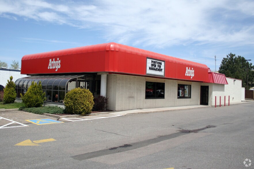 More Photos Of 6626 S Yosemite Ct, Englewood Fast Food For Lease