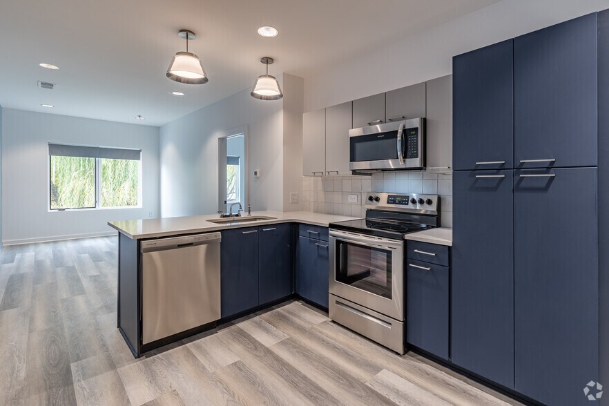 More Photos Of 512 Flat Shoals Ave SE, Atlanta Apartments For Lease