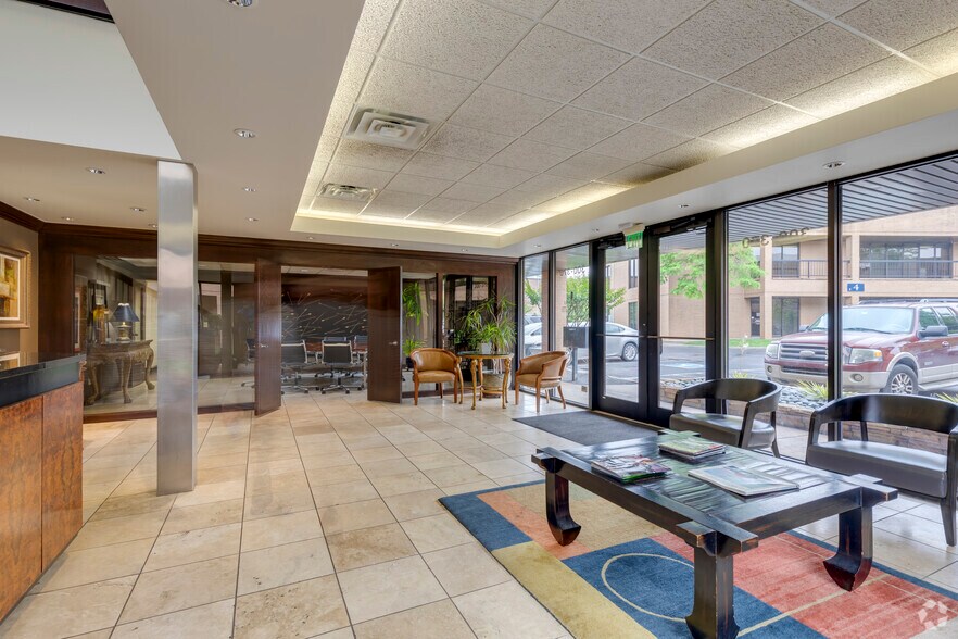 More Photos Of 1000 W Wilshire Blvd, Oklahoma City Coworking Space