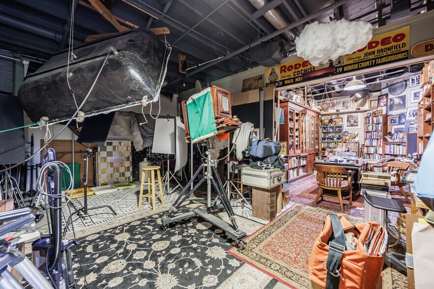 More Photos Of 1024 Garson Ave, Rochester Light Manufacturing For Sale