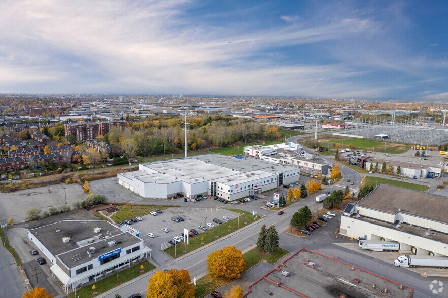 More Photos Of 10400 Renaude-Lapointe, Montréal Distribution For Sale