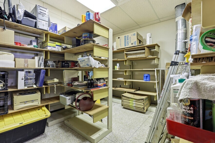 More Photos Of 106 S Texas Ave, Greenville Office For Sale