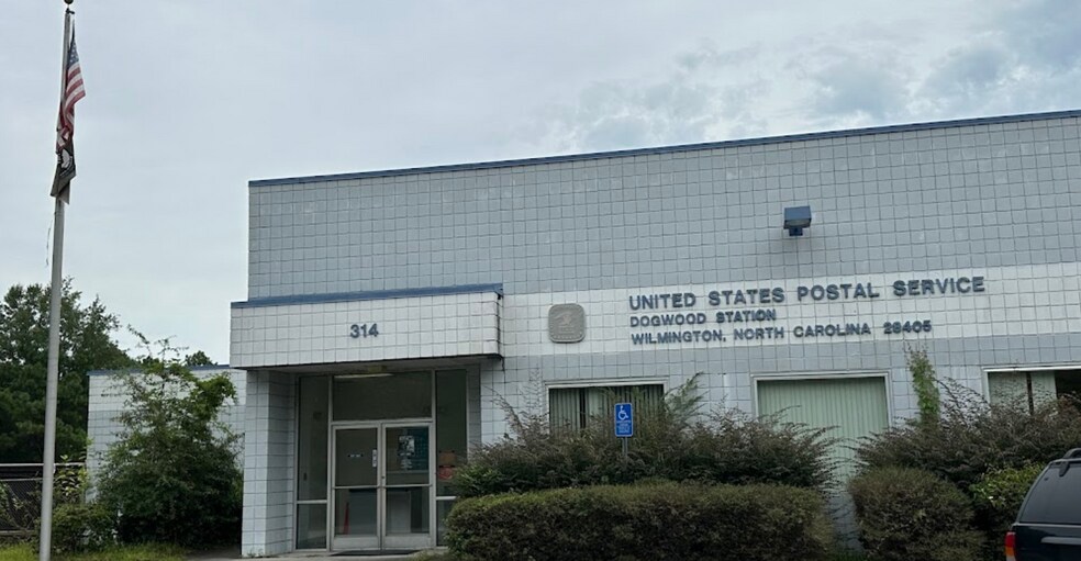 More Photos Of 314 LENNON Dr, Wilmington Post Office For Sale