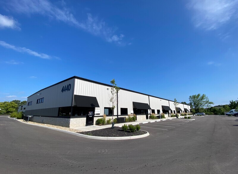 Primary Photo Of 4440-4460 Reynolds Drive, Hilliard Unknown For Lease