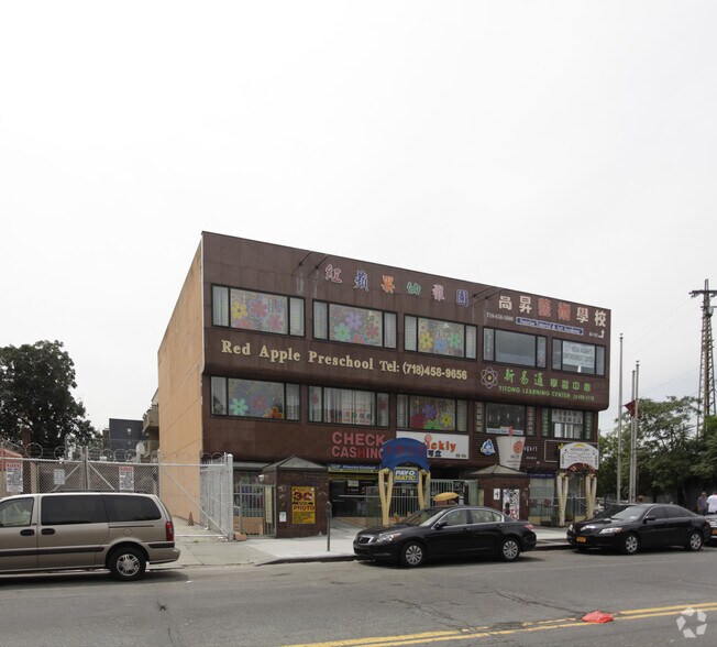 More Photos Of 83-02 Broadway, Elmhurst Storefront Retail Office For Lease